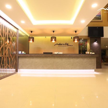 פאטאיה Naris Art Hotel מראה חיצוני תמונה
