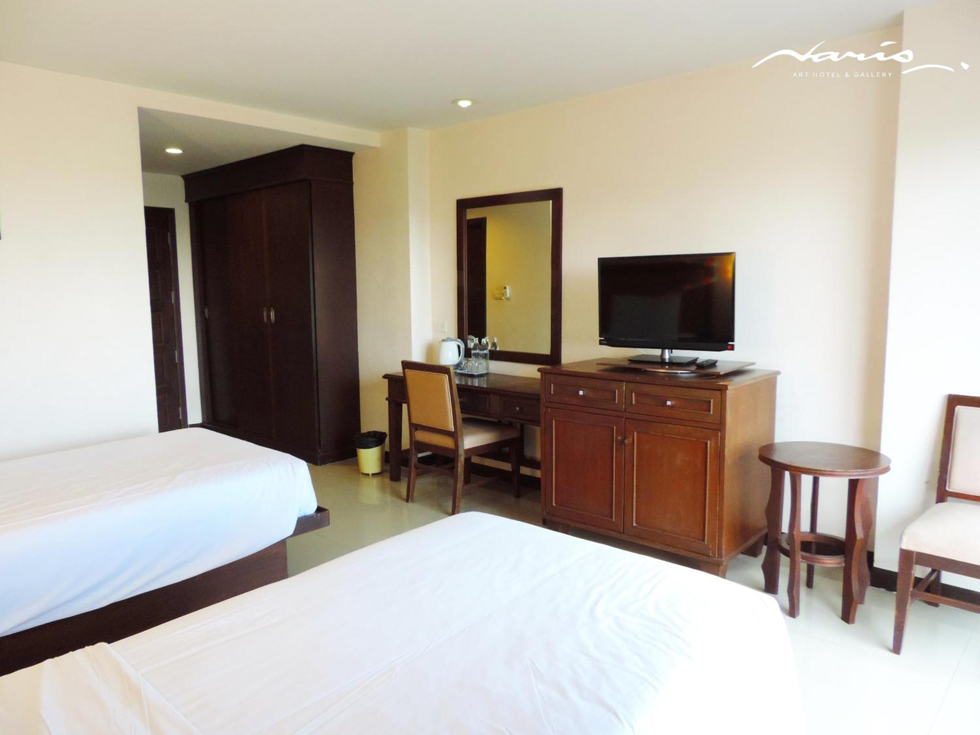 פאטאיה Naris Art Hotel מראה חיצוני תמונה