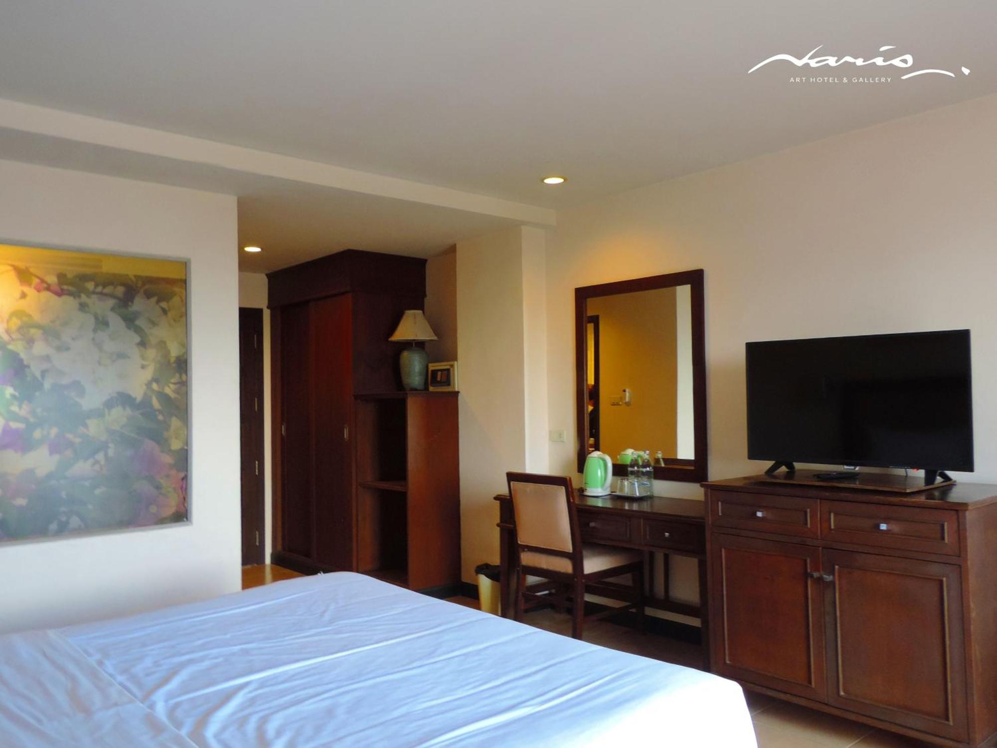 פאטאיה Naris Art Hotel מראה חיצוני תמונה