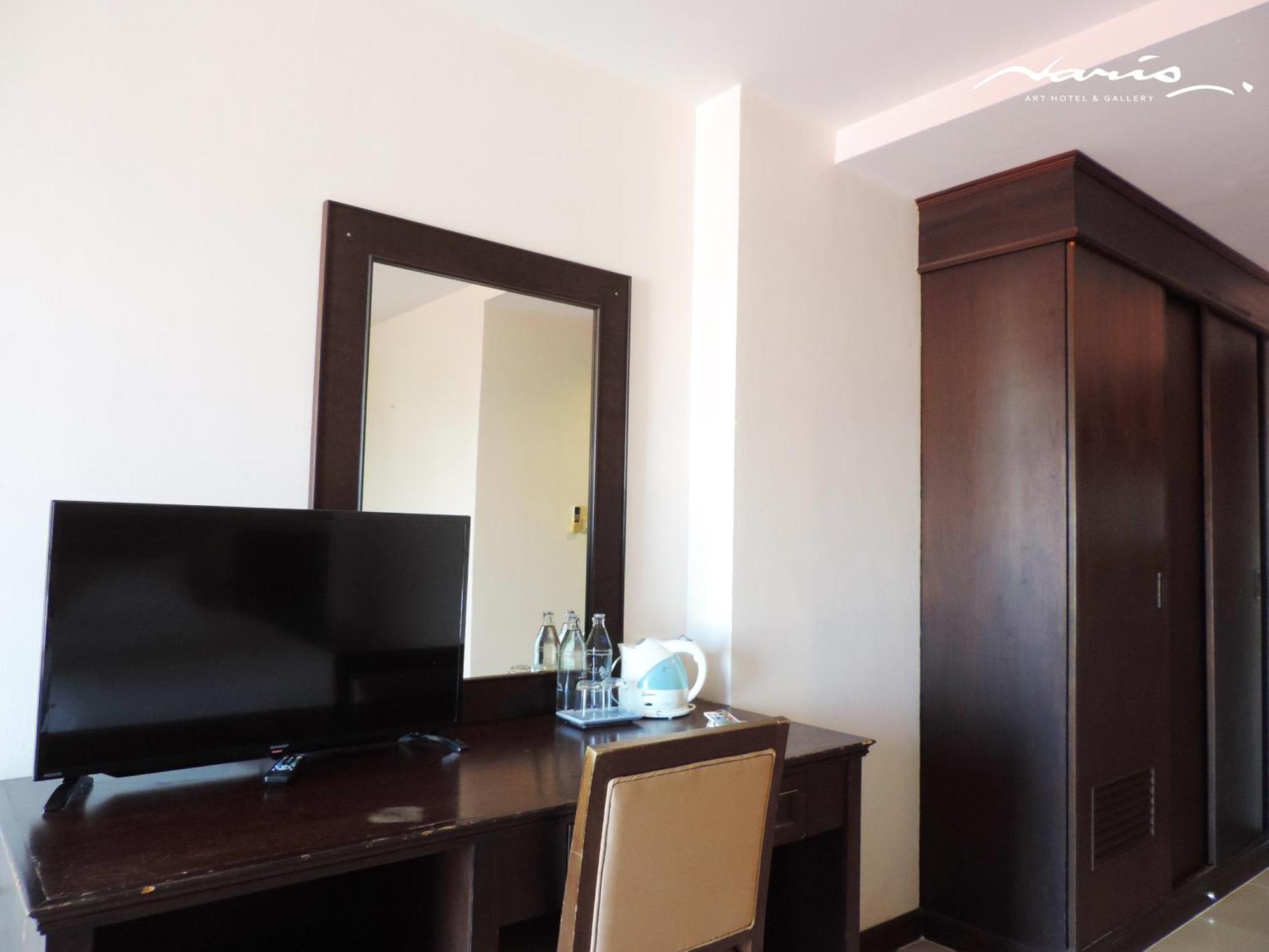 פאטאיה Naris Art Hotel מראה חיצוני תמונה