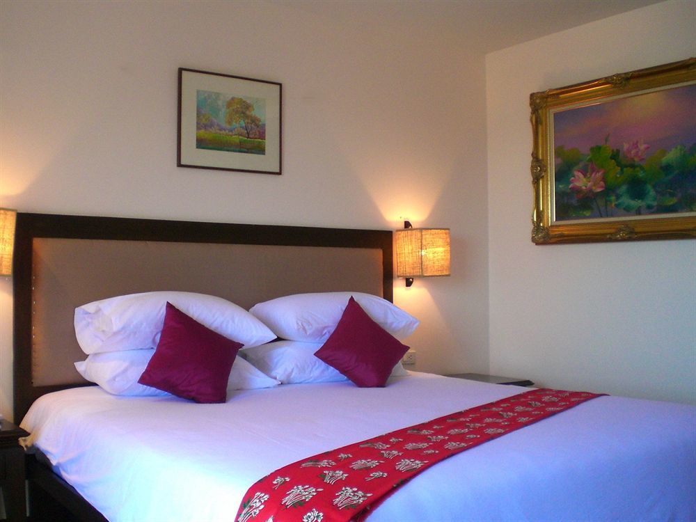 פאטאיה Naris Art Hotel מראה חיצוני תמונה